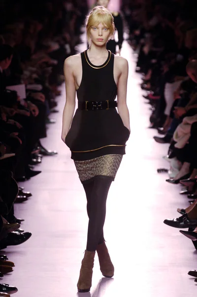 Look 24